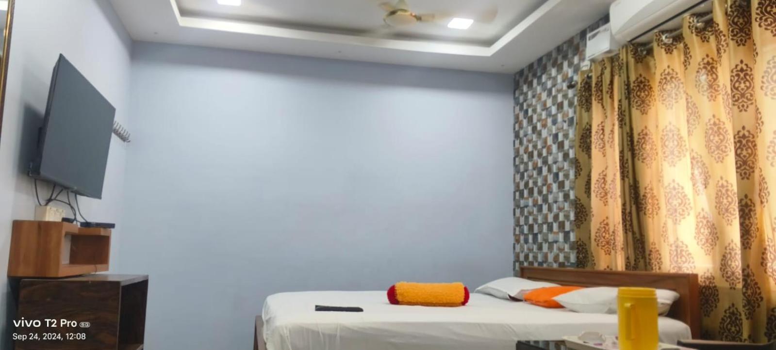 Mercy Inn شيناي المظهر الخارجي الصورة